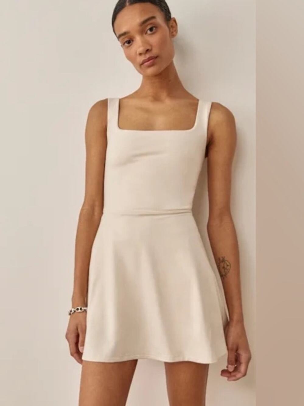 Reformation Amy Ecostretch Active Dress Almond Size XS